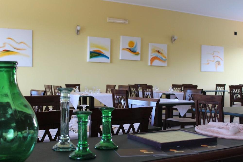 Medimare Residence Club Пати Екстериор снимка