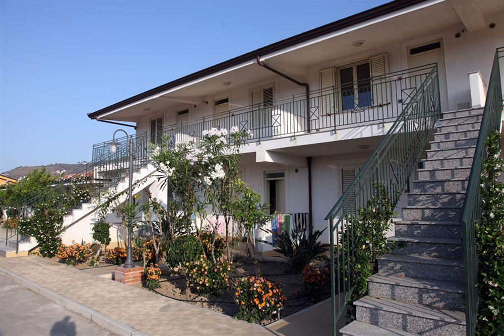 Medimare Residence Club Пати Екстериор снимка