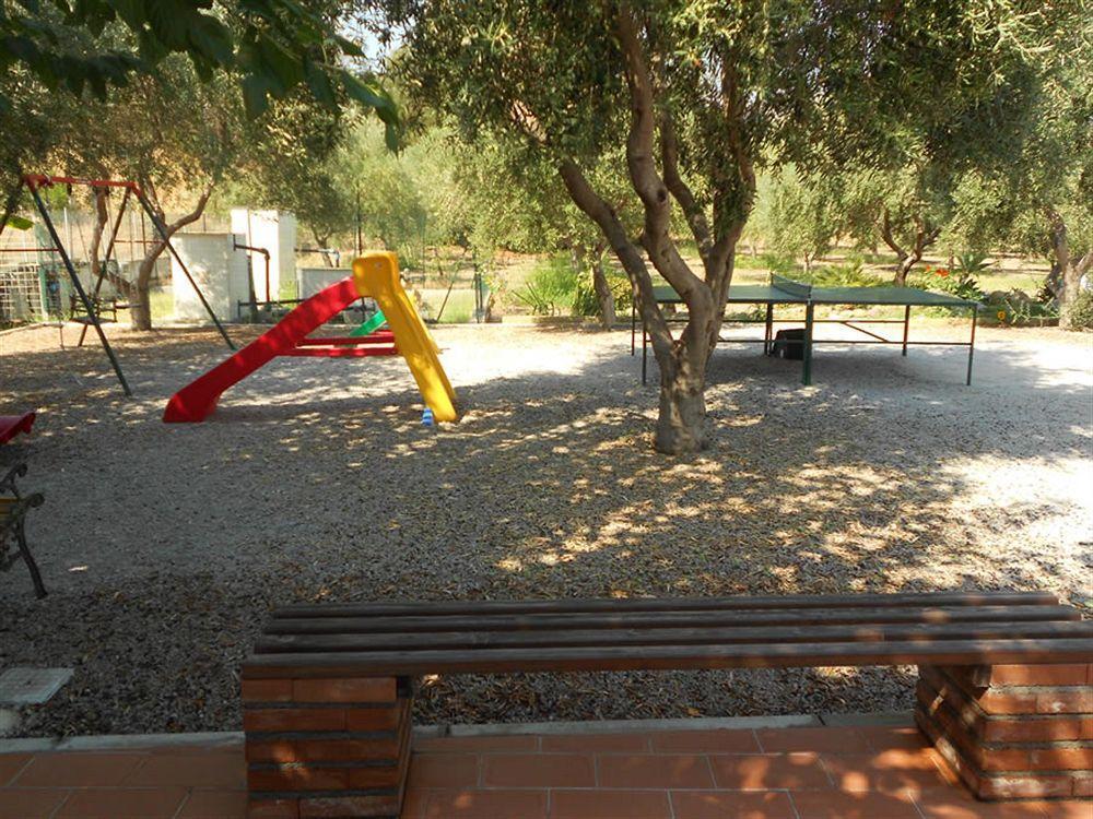 Medimare Residence Club Пати Екстериор снимка